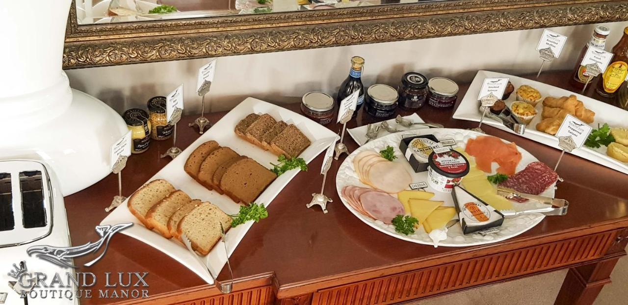 فندق Grand Lux Boutique Manor هيرمانوس المظهر الخارجي الصورة