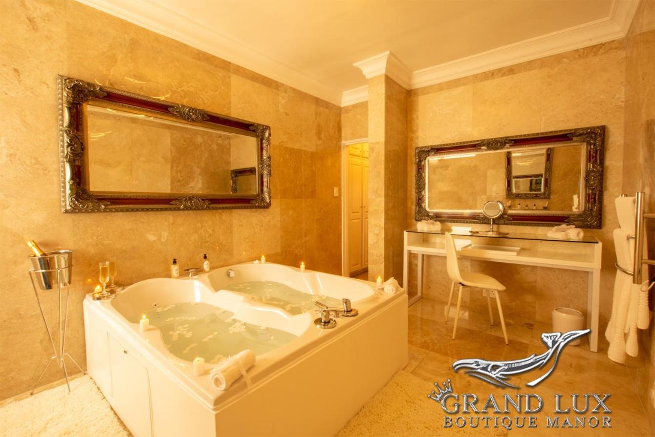 فندق Grand Lux Boutique Manor هيرمانوس المظهر الخارجي الصورة